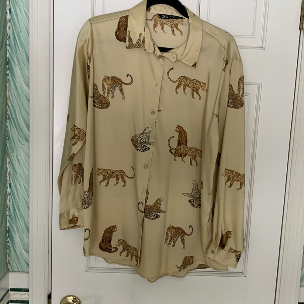Satiny leopard blouse